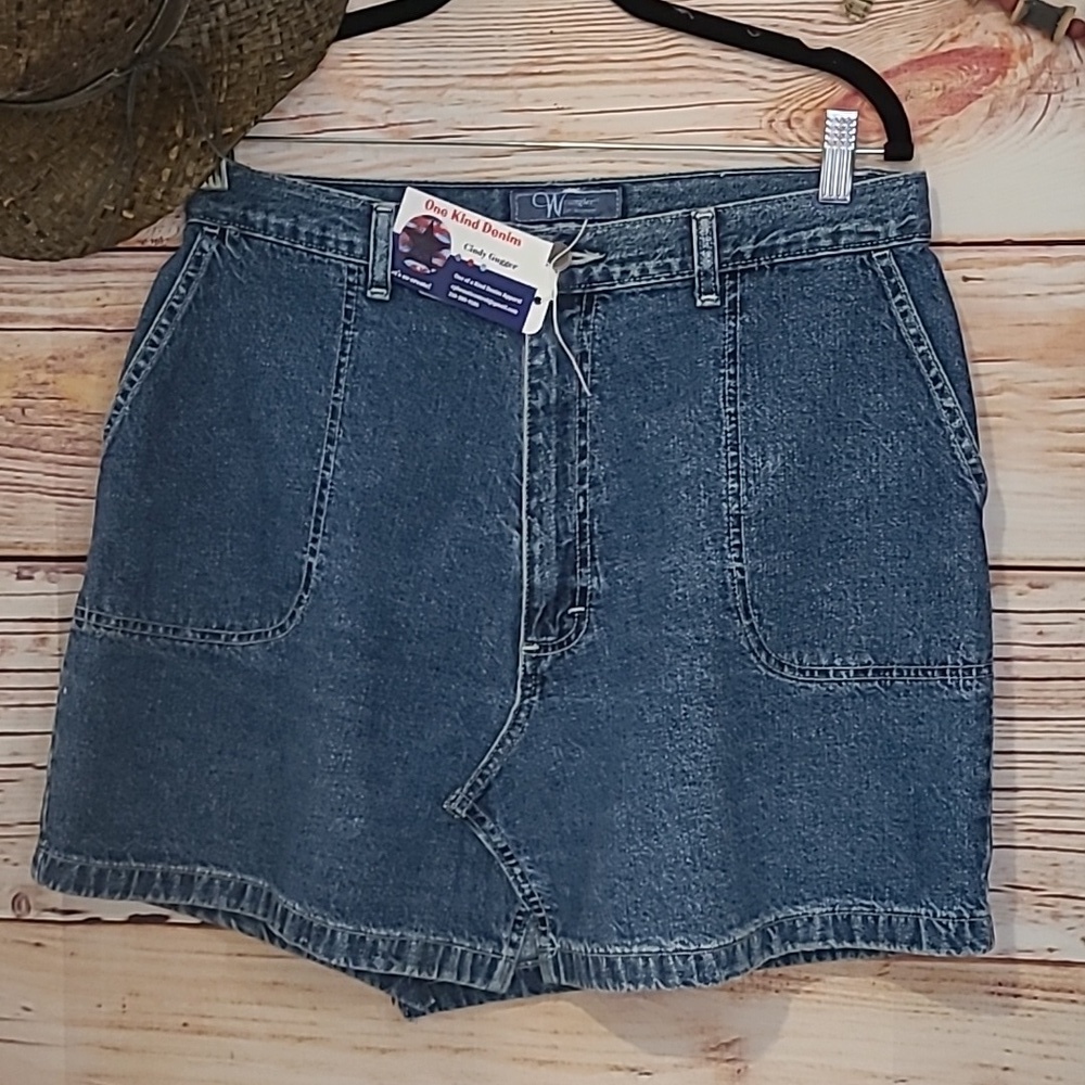 UPCYCLED ☆ HANDMADE "WRANGLER FOR WOMEN" High Waisted Classic Denim Skirt~ W 32"